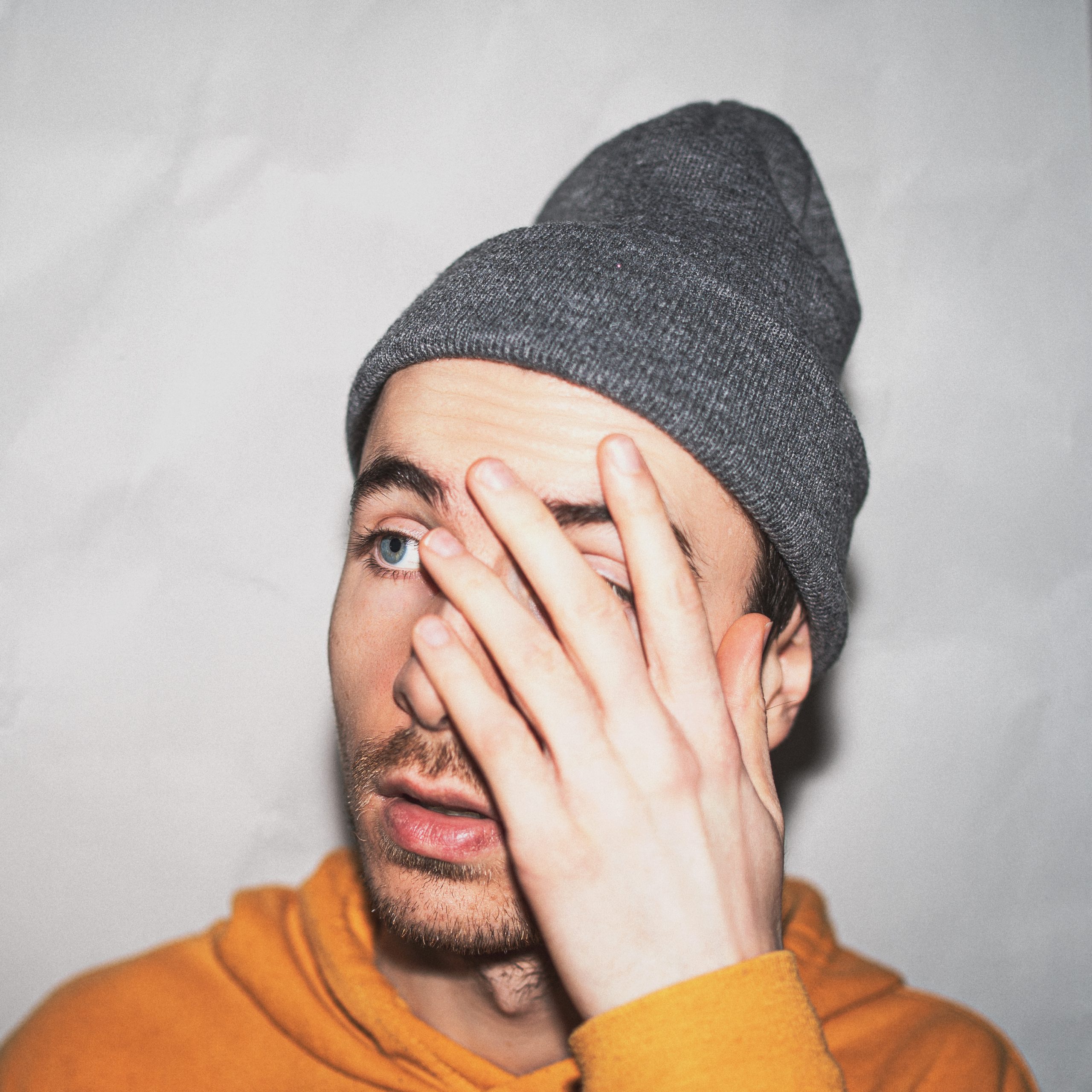 Band ZIRKEL Live Performance, Pop-Punk Emo Rap